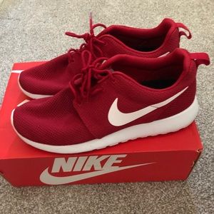 Nike Roshe - Men’s Size 10